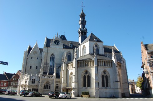 zoutleeuw kerk trips het pachthof toerisme limburg